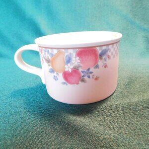 Mikasa Intaglio Trattoria CAC40 (1990) mug near mint condition